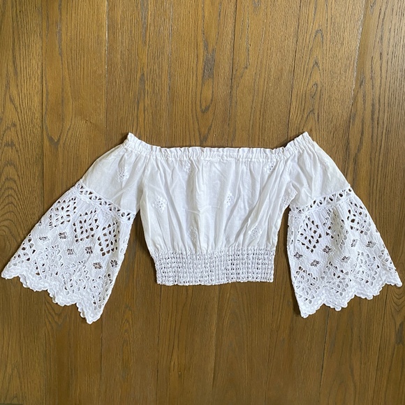 Smocked Ceca Off-The-Shoulder Lace Top New with tags - Picture 14 of 14